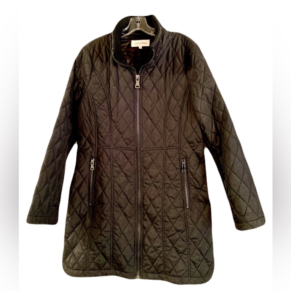 Calvin Klein Women's Black Diamond Quilted Puffer Jacket